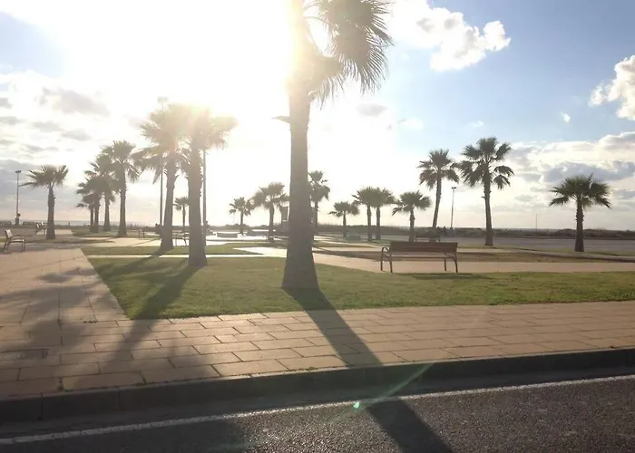 Precioso Y Pequeno Loft Centro De Conil Appartement *